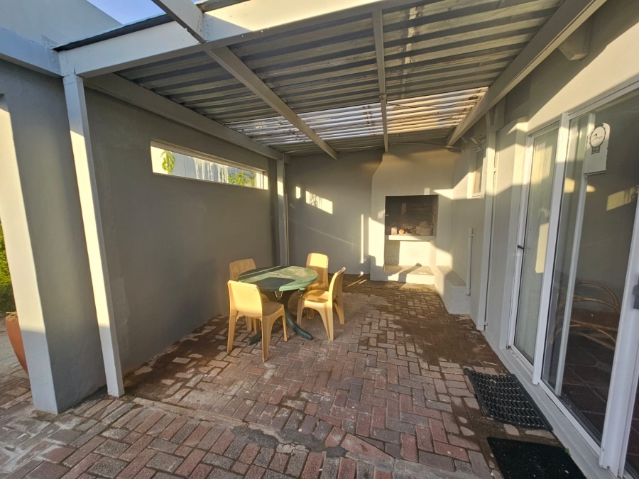 To Let 3 Bedroom Property for Rent in Rosendal Western Cape